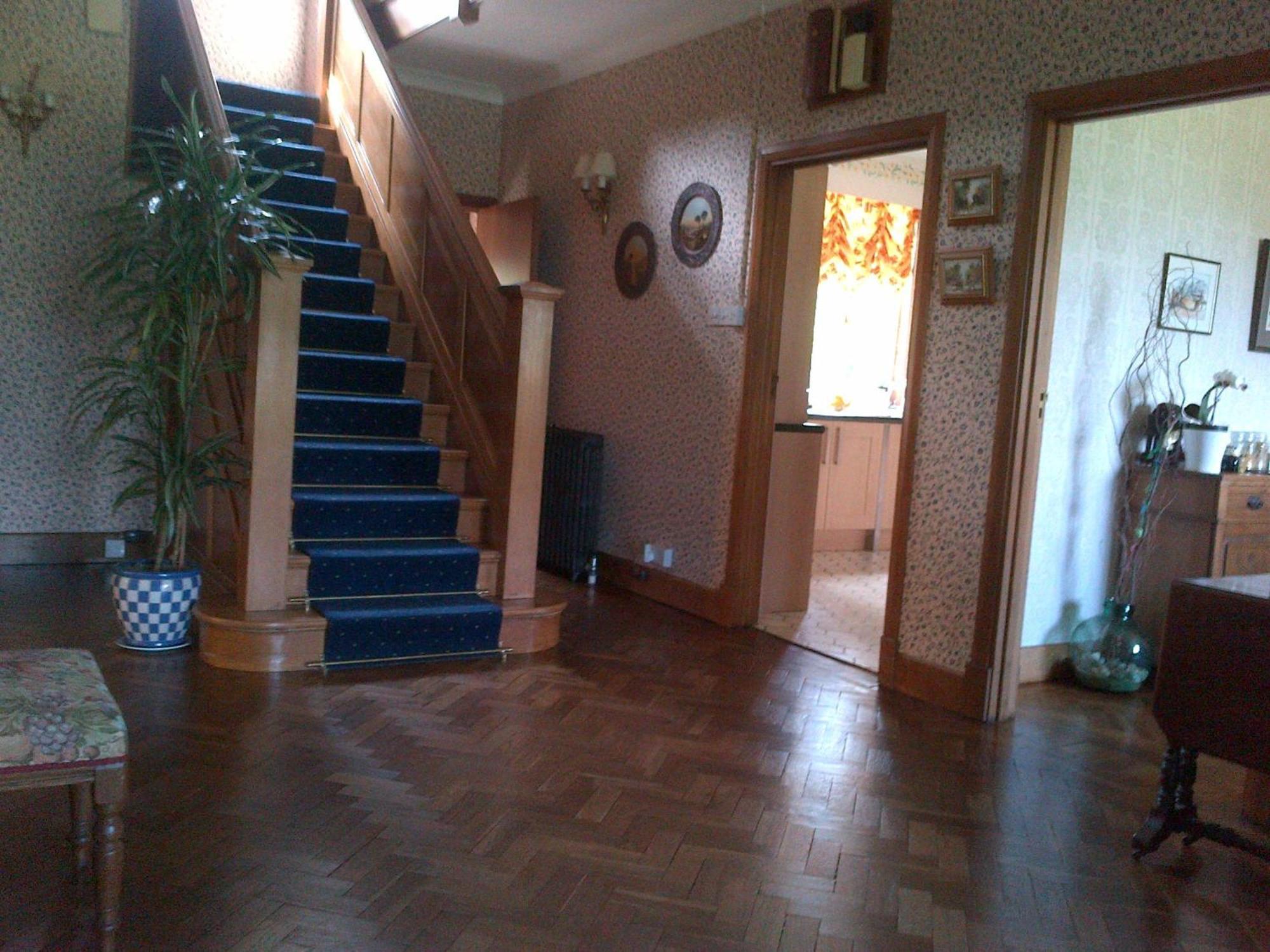 Bed and Breakfast Wychwood House Penally Esterno foto